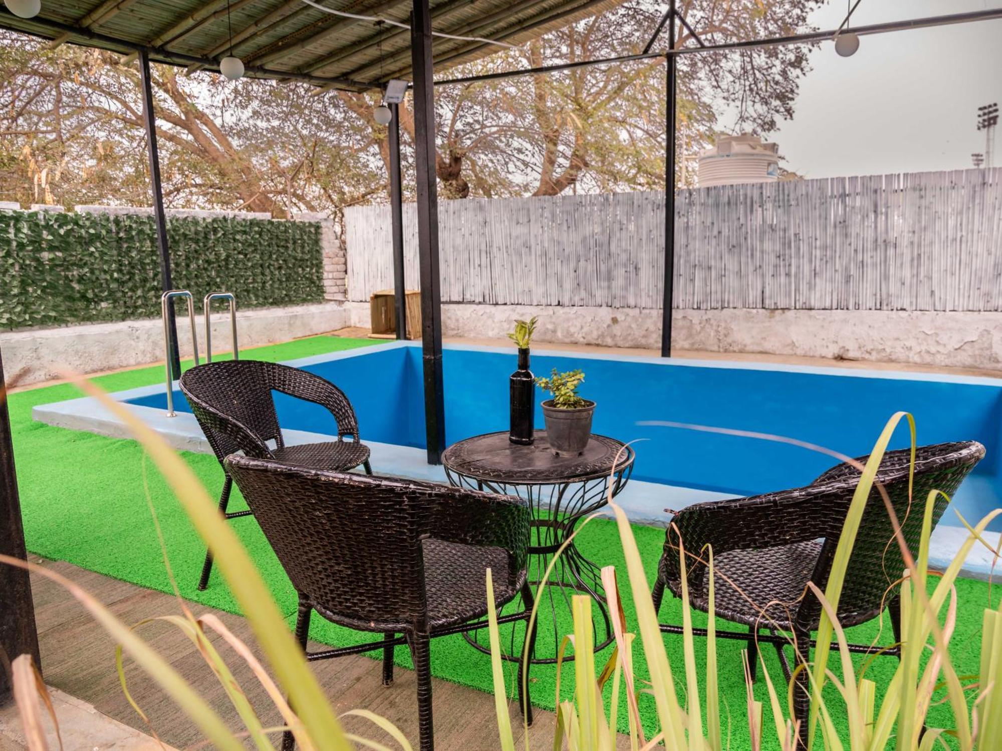 The Nirvana Nest Gurgaon Eksteriør billede